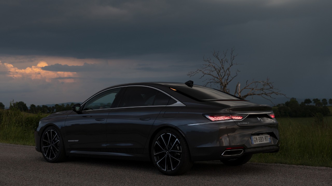 DS 9 E-TENSE ibrida plug-in